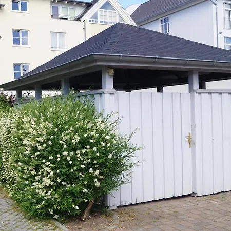 Grosszuegige Whg. Mit Verglaster Veranda, Geschuetzter Terrasse