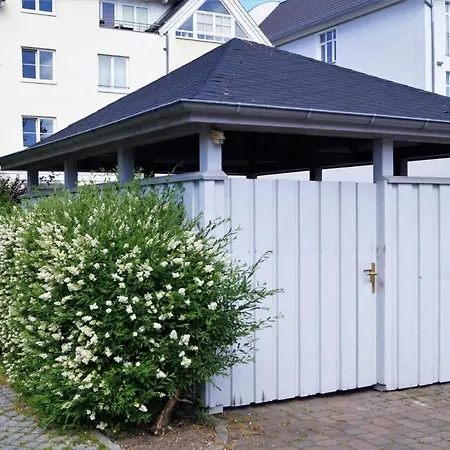 Prázdninový dům Grosszuegige Whg. Mit Verglaster Veranda, Geschuetzter Terrasse