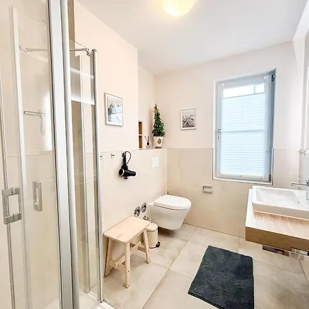 בית נופש Grosszuegige Whg. Mit Verglaster Veranda, Geschuetzter Terrasse Ostseebad Kühlungsborn