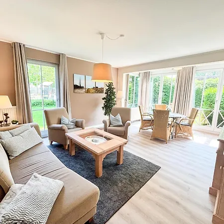 Grosszuegige Whg. Mit Verglaster Veranda, Geschuetzter Terrasse