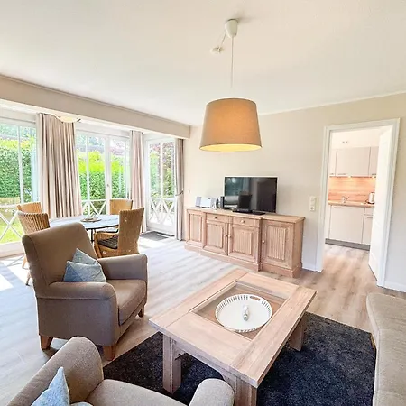 Holiday home Grosszuegige Whg. Mit Verglaster Veranda, Geschuetzter Terrasse